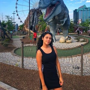 Meet your Posher, Marla